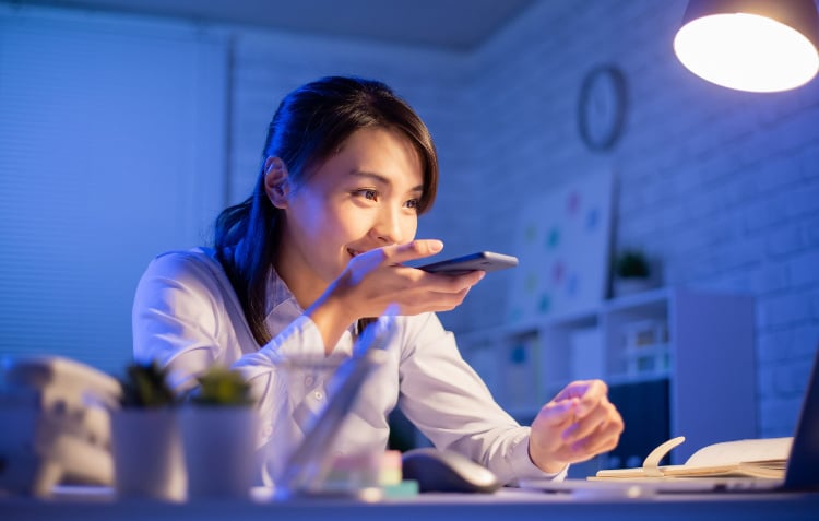 AI voice assistant for call handling-1